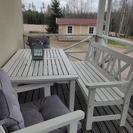 Moekki Luonnonrauhassa - Lemmikkiystaevaellinen 公寓 *