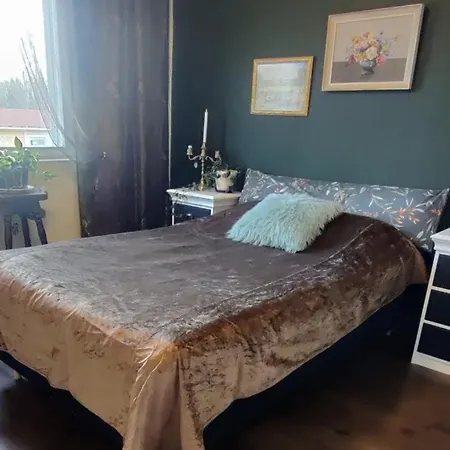 Moekki Luonnonrauhassa - Lemmikkiystaevaellinen * Karkola